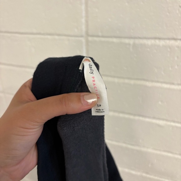 Anthropologie daily practice navy blue cropped soft pants - Picture 6 of 6